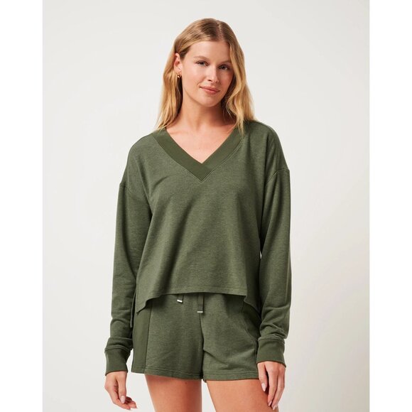 Travis Mathew Cloud French Terry Pullover Sweatshirt in Heather Clover - Picture 2 of 4